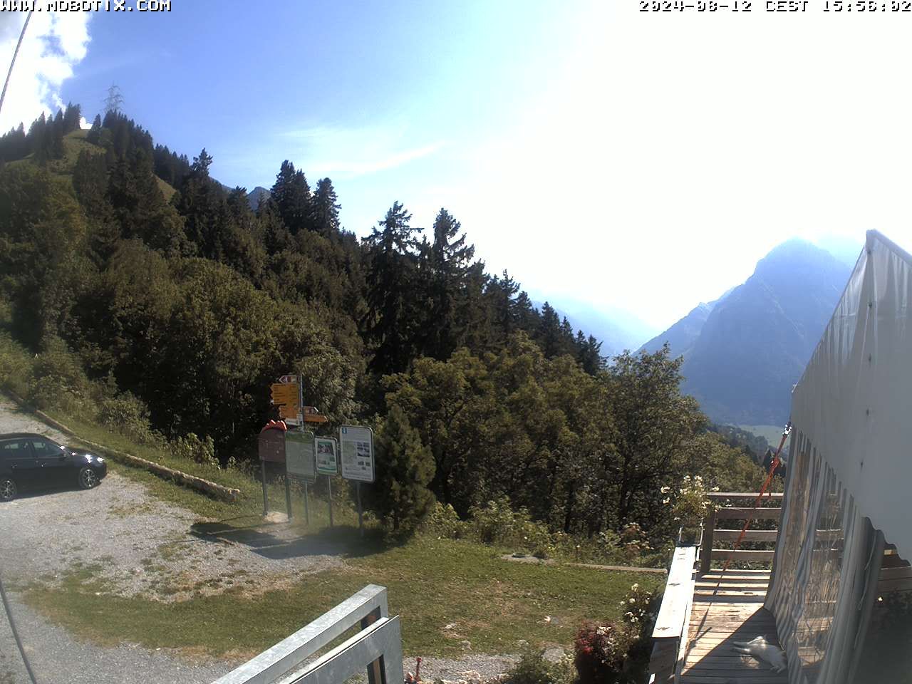 Mollis: Naturfreundehaus Fronalp, Skigebiet Schilt oberhalb - Glarnerland