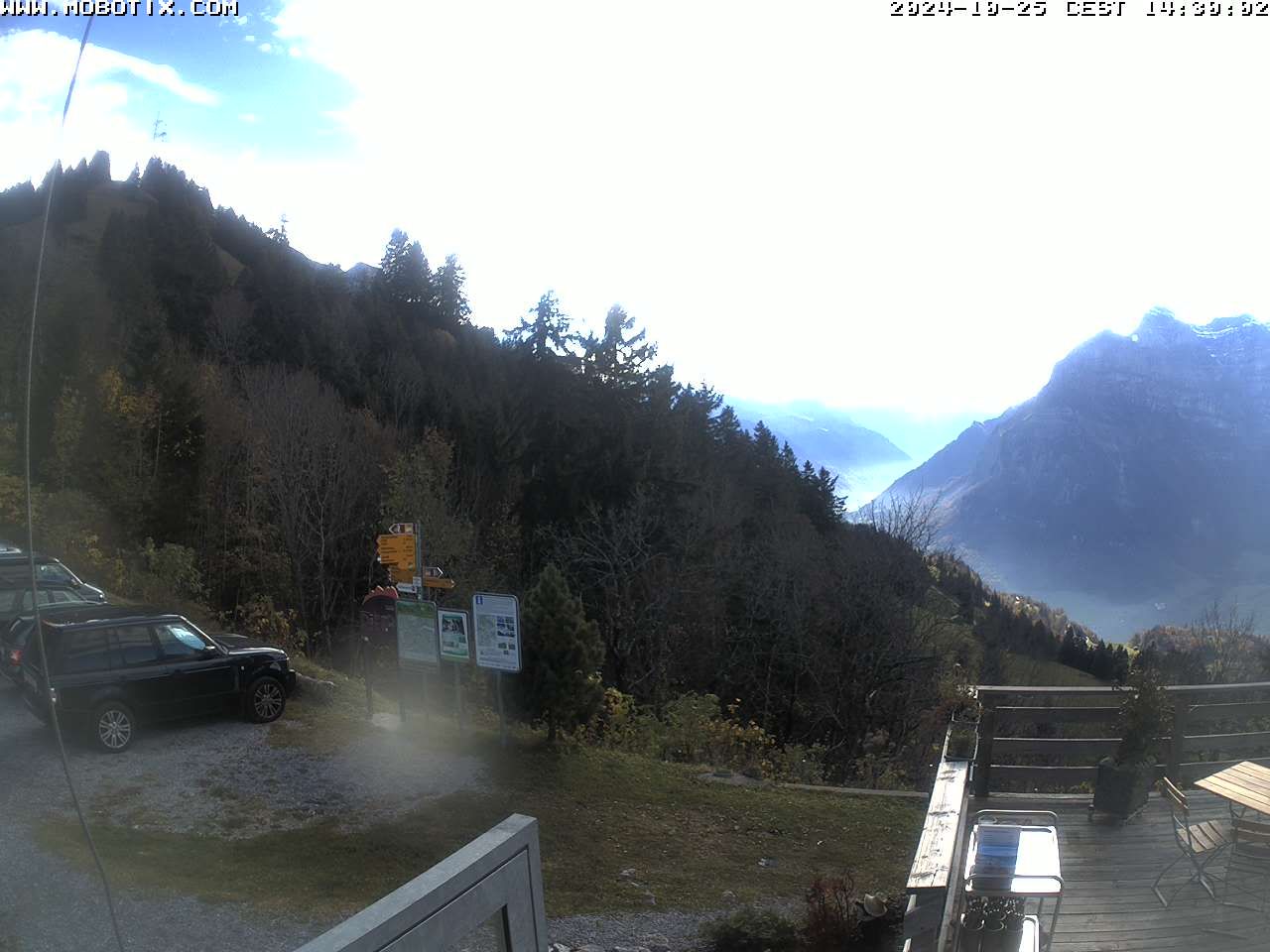 Mollis: Naturfreundehaus Fronalp, Skigebiet Schilt oberhalb - Glarnerland