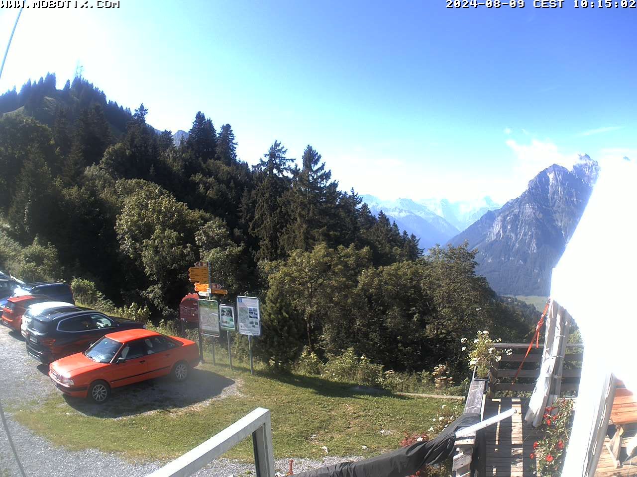 Mollis: Naturfreundehaus Fronalp, Skigebiet Schilt oberhalb - Glarnerland