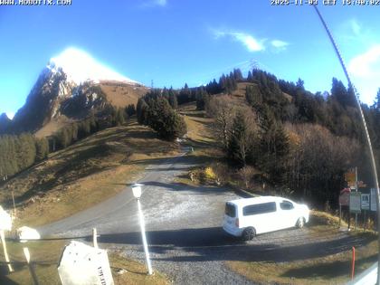 Mollis: Naturfreundehaus Fronalp, Skigebiet Schilt oberhalb - Glarnerland