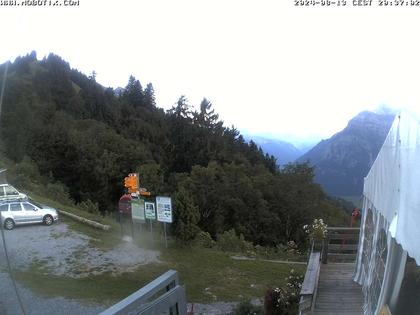 Mollis: Naturfreundehaus Fronalp, Skigebiet Schilt oberhalb - Glarnerland