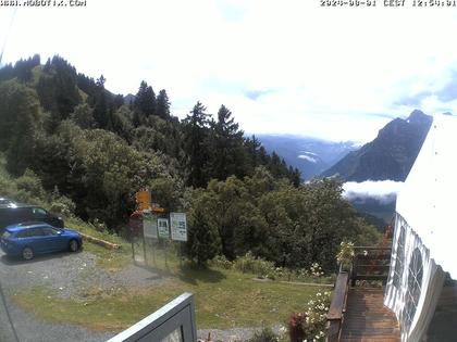 Mollis: Naturfreundehaus Fronalp, Skigebiet Schilt oberhalb - Glarnerland