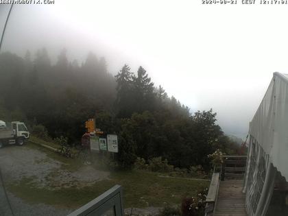 Mollis: Naturfreundehaus Fronalp, Skigebiet Schilt oberhalb - Glarnerland