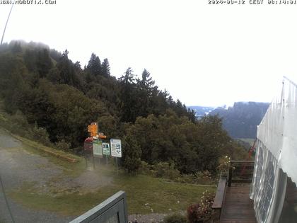 Mollis: Naturfreundehaus Fronalp, Skigebiet Schilt oberhalb - Glarnerland