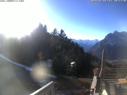 Mollis: Naturfreundehaus Fronalp, Skigebiet Schilt oberhalb - Glarnerland