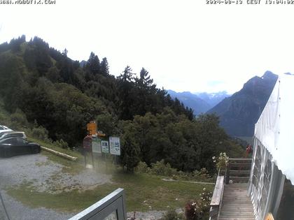 Mollis: Naturfreundehaus Fronalp, Skigebiet Schilt oberhalb - Glarnerland