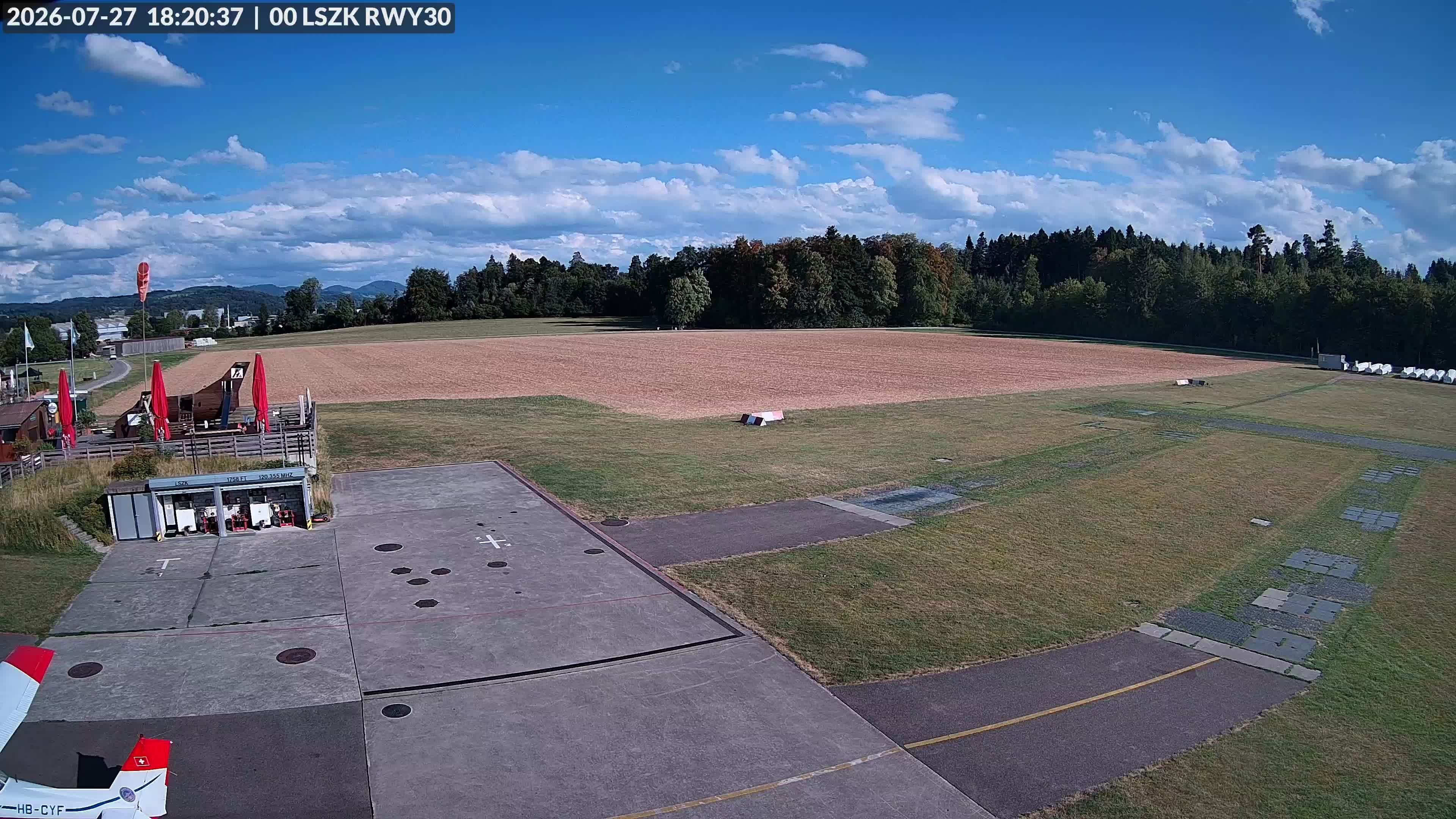 Pfäffikon: Flugplatz Speck-Fehraltorf (LSZK) 2