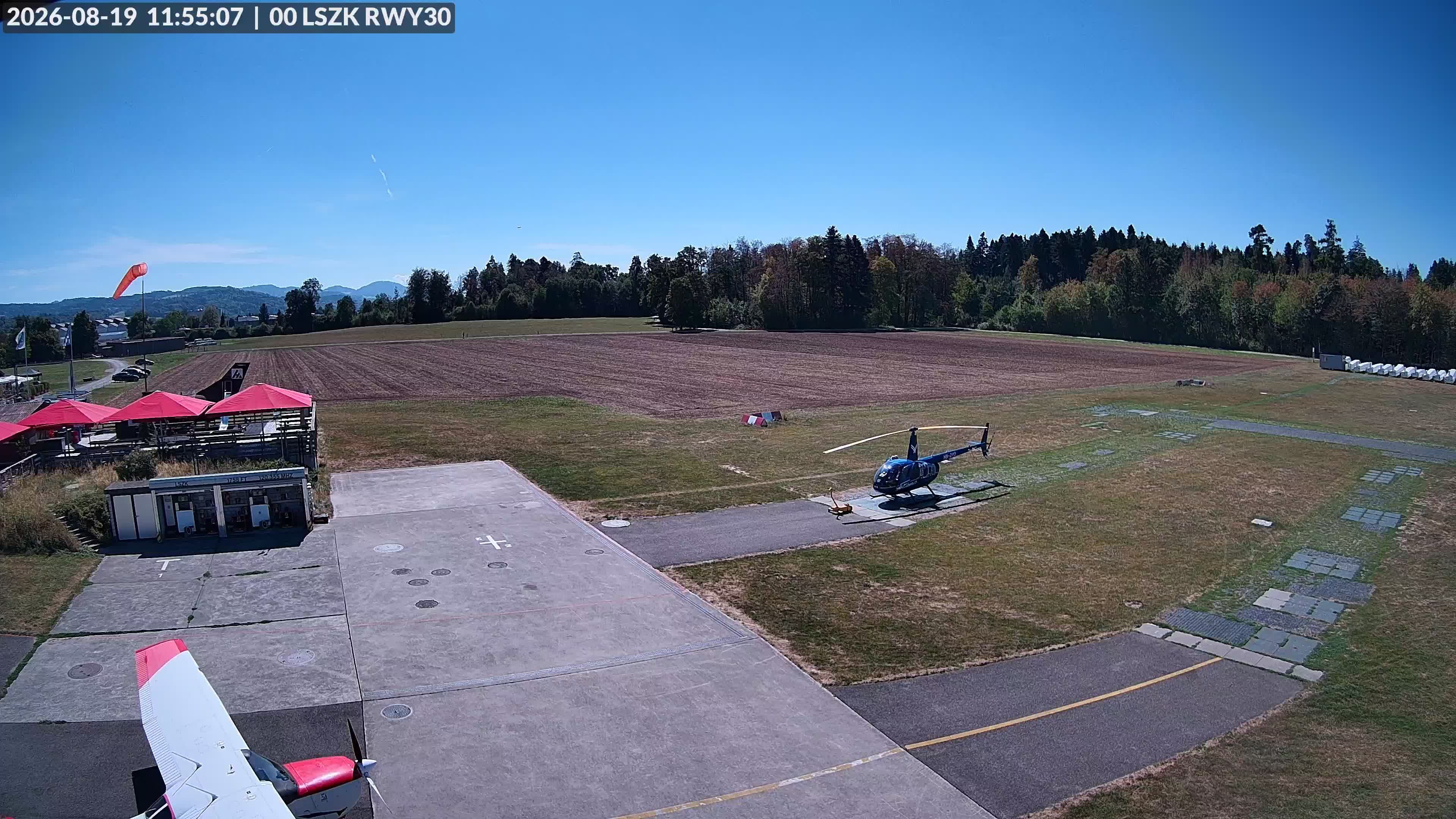 Pfäffikon: Flugplatz Speck-Fehraltorf (LSZK) 2