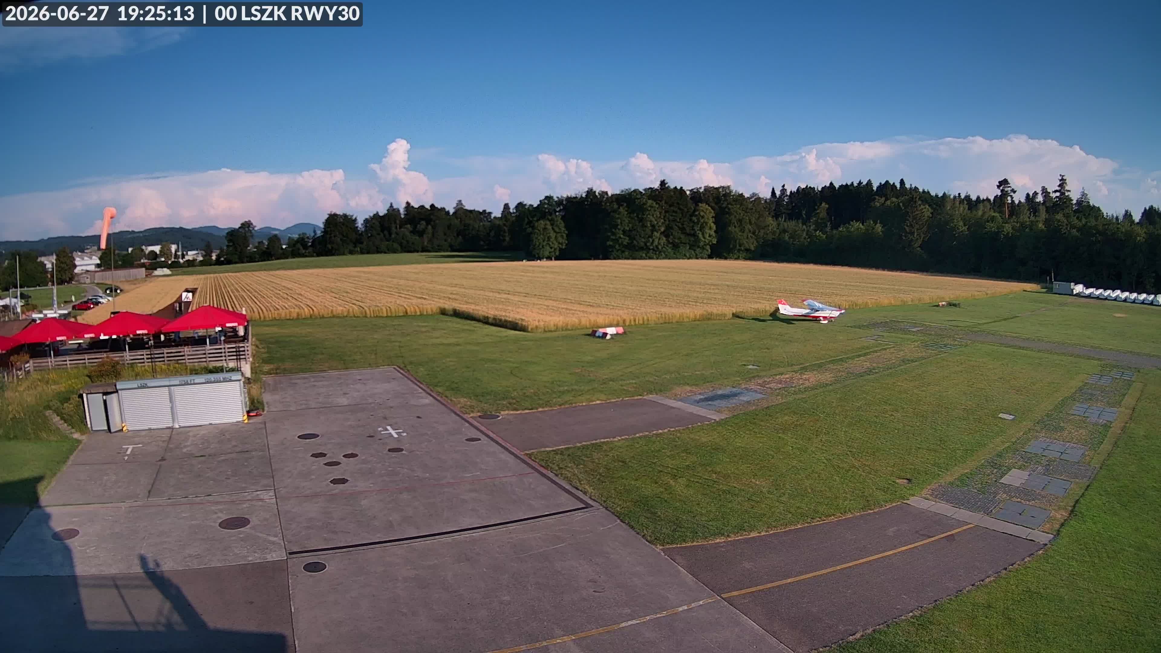 Pfäffikon: Flugplatz Speck-Fehraltorf (LSZK) 2