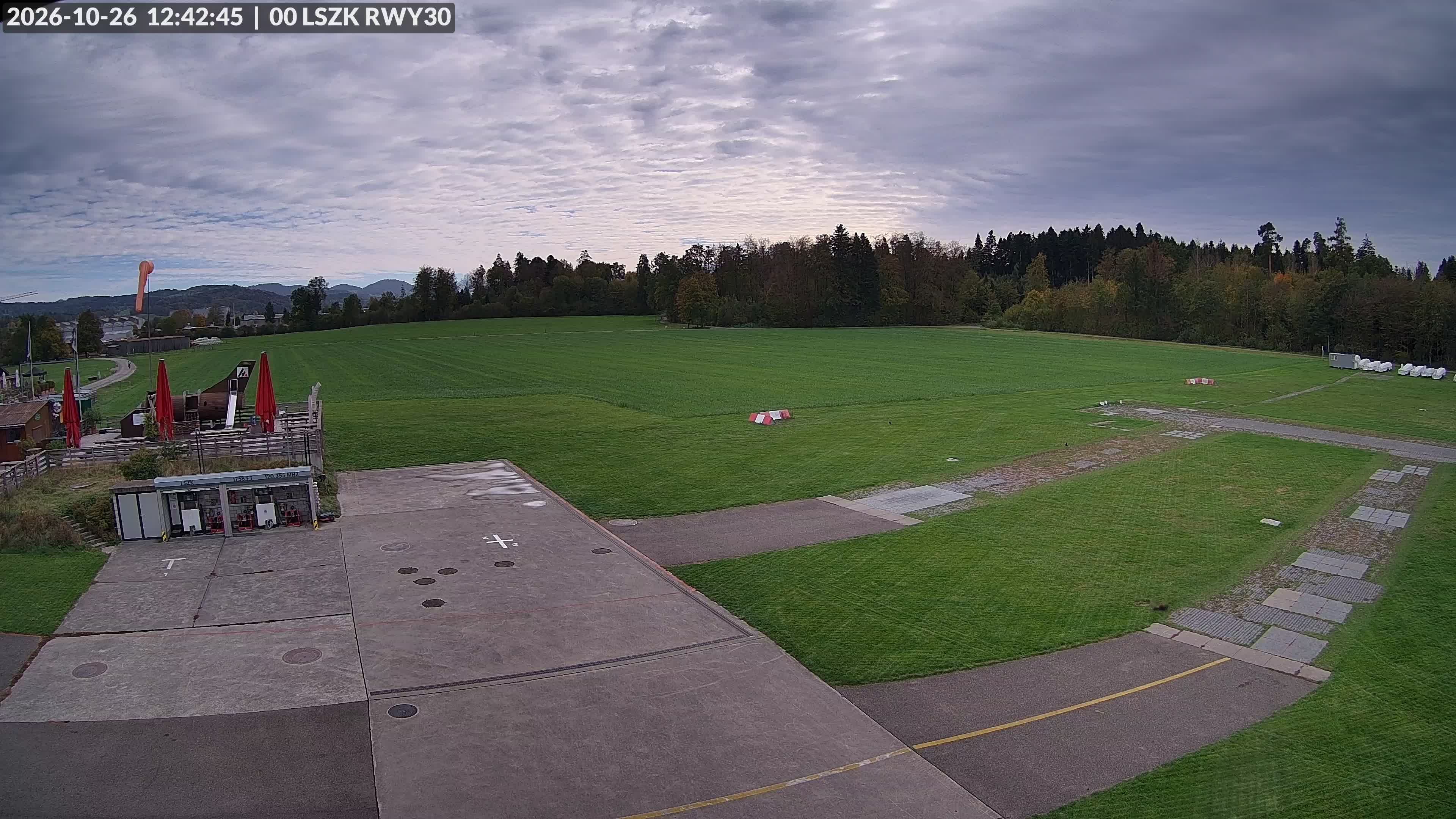 Pfäffikon: Flugplatz Speck-Fehraltorf (LSZK) 2