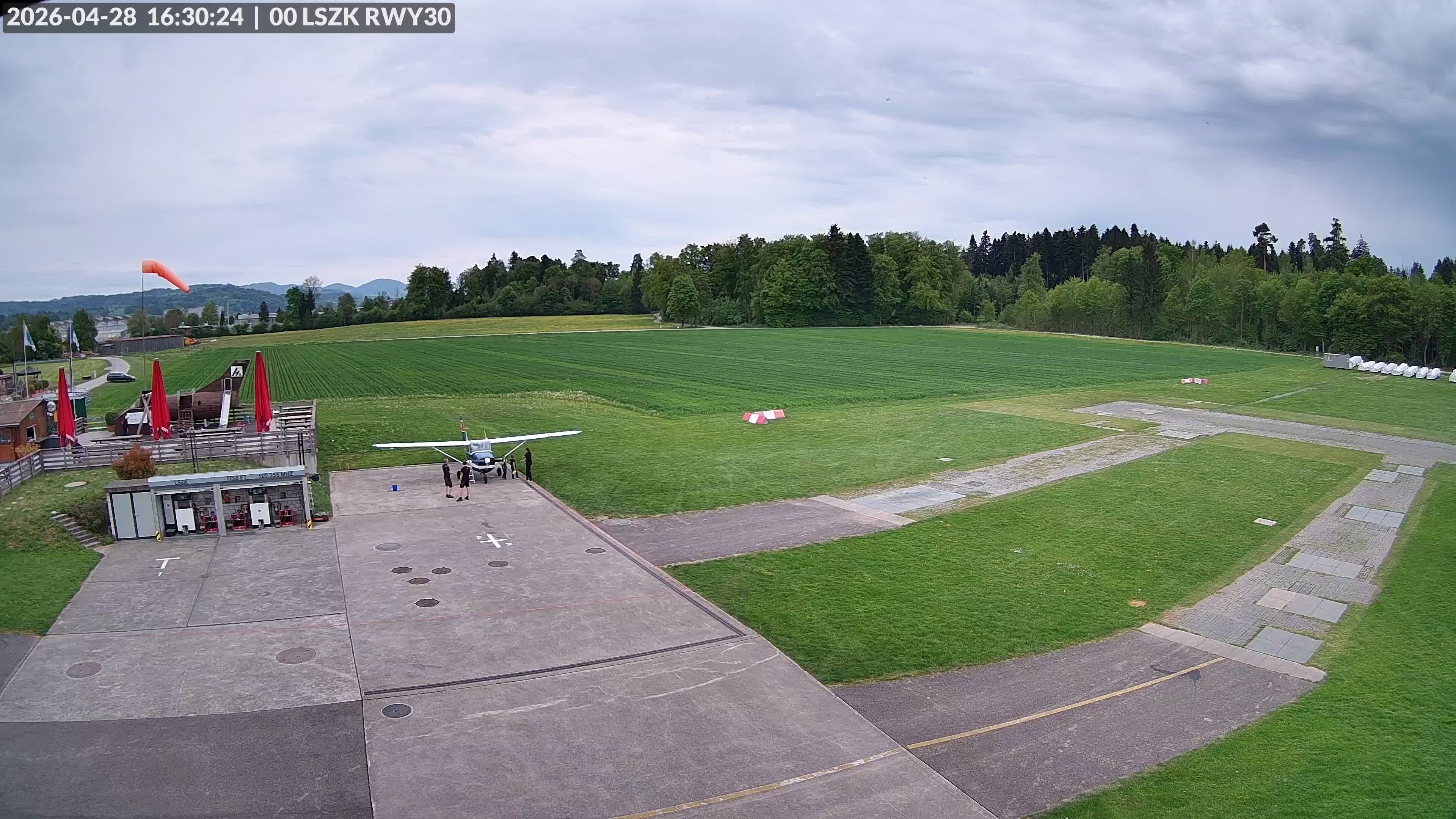 Pfäffikon: Flugplatz Speck-Fehraltorf (LSZK) 2