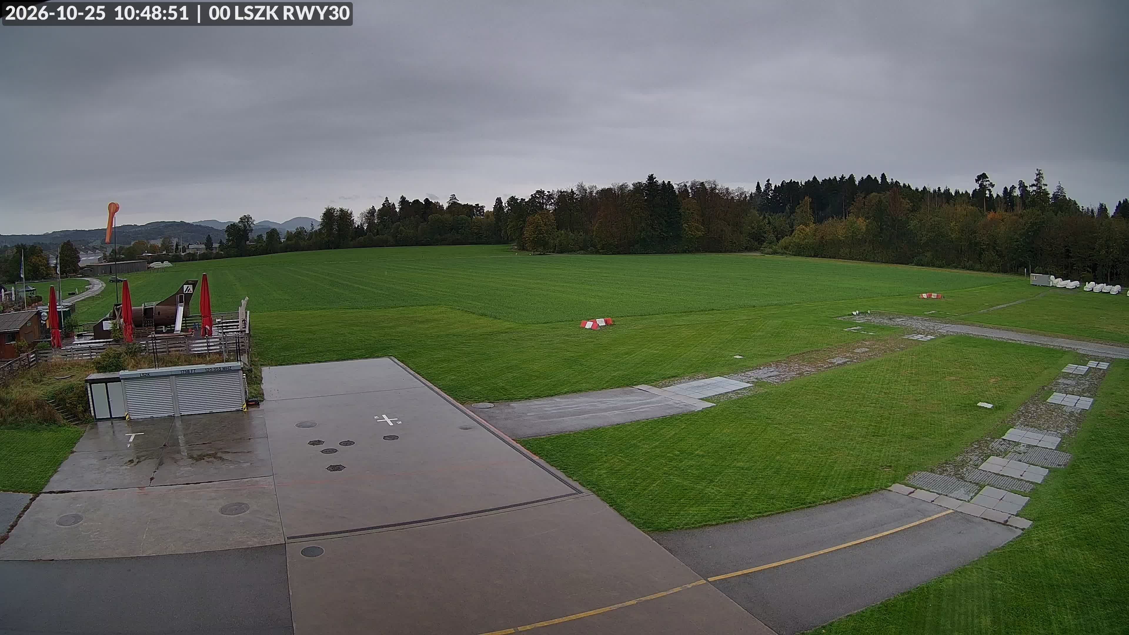 Pfäffikon: Flugplatz Speck-Fehraltorf (LSZK) 2