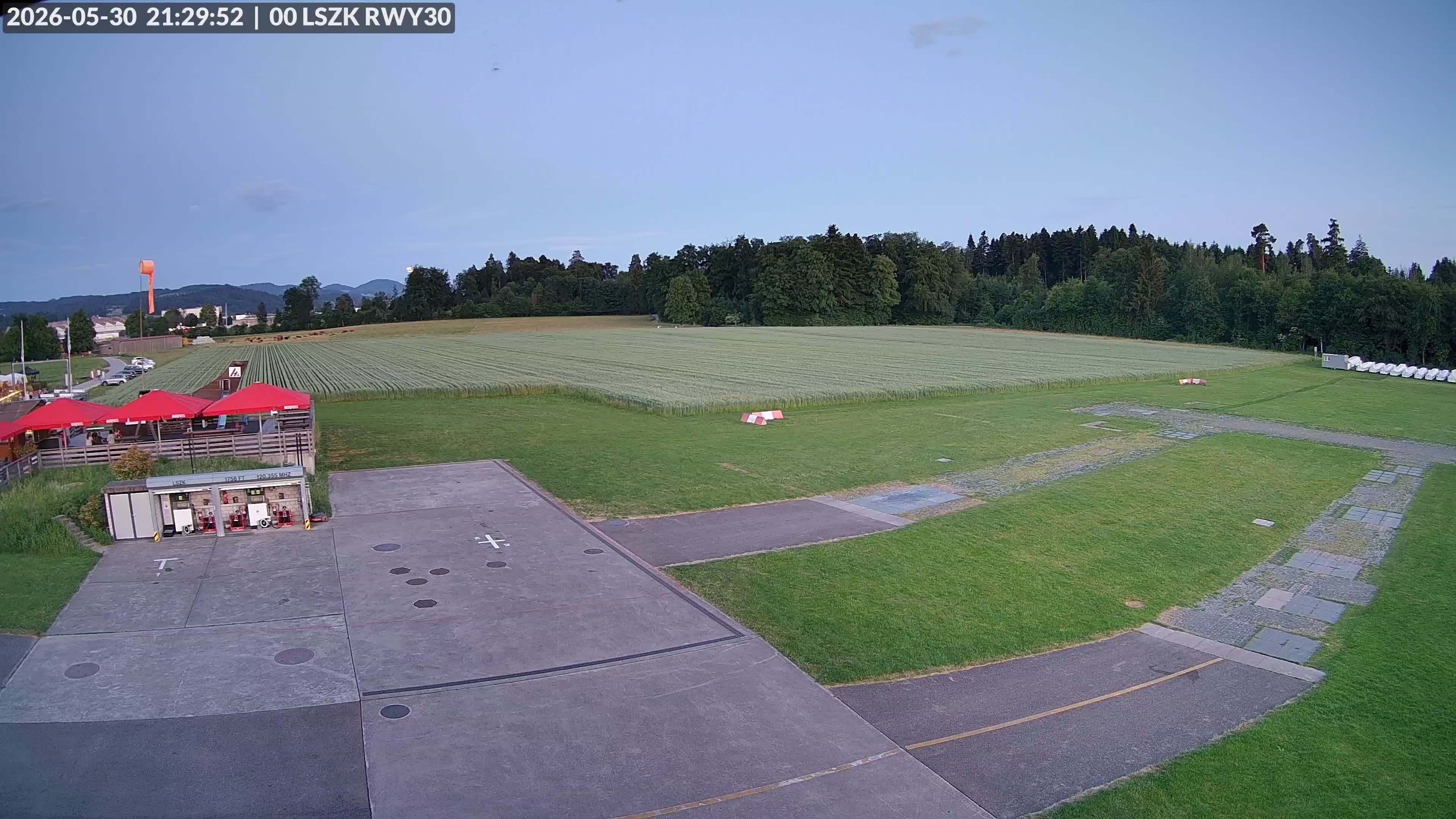 Pfäffikon: Flugplatz Speck-Fehraltorf (LSZK) 2