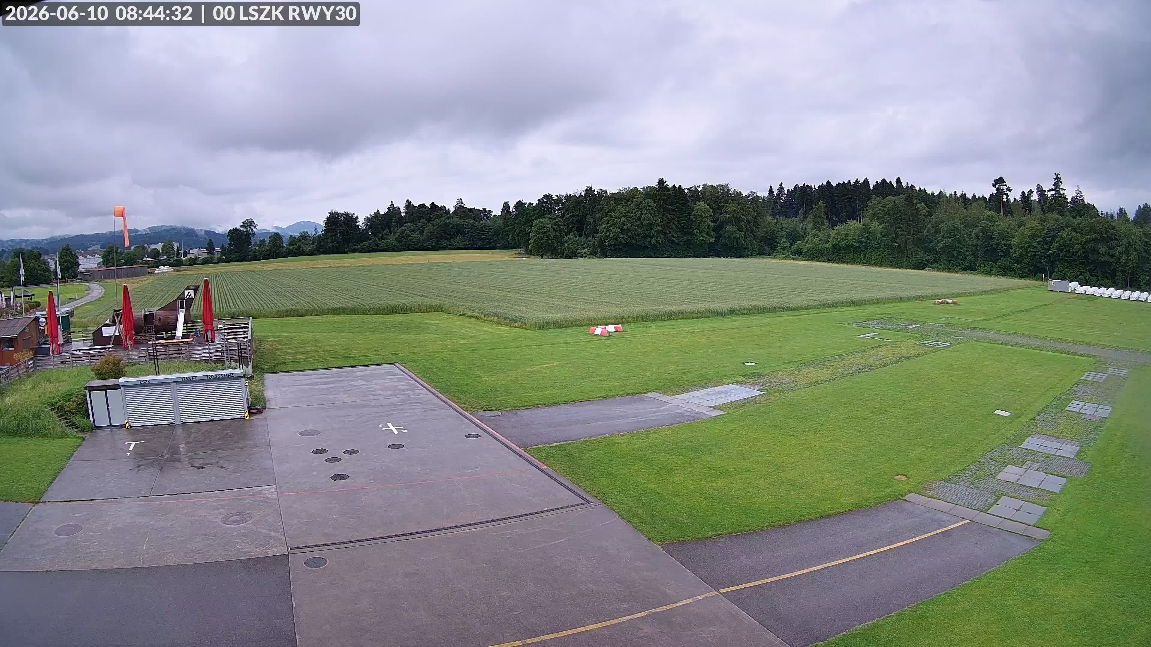 Pfäffikon: Flugplatz Speck-Fehraltorf (LSZK) 2
