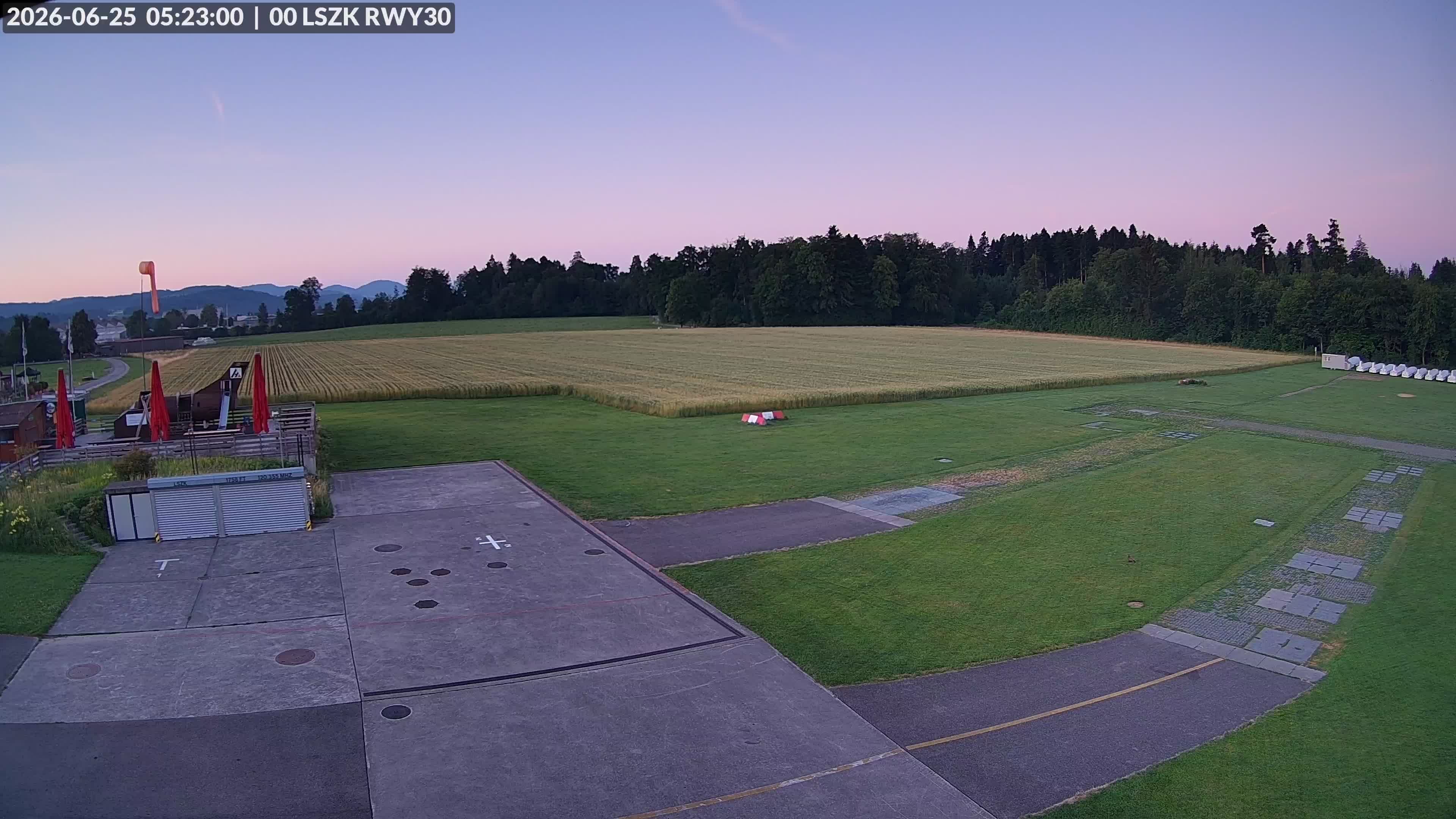 Pfäffikon: Flugplatz Speck-Fehraltorf (LSZK) 2