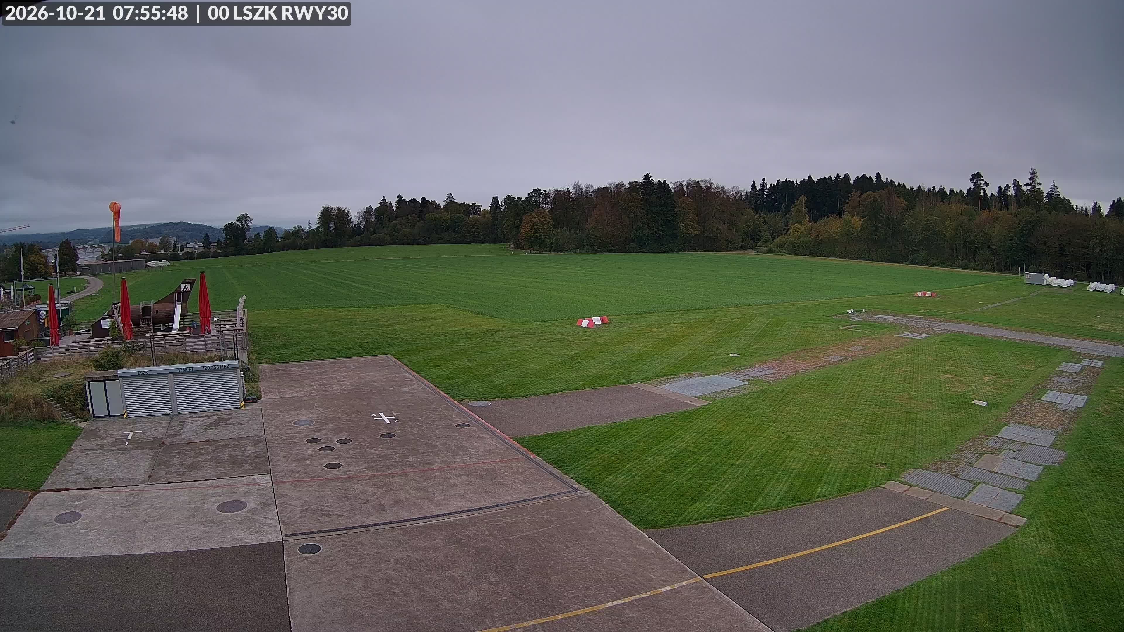 Pfäffikon: Flugplatz Speck-Fehraltorf (LSZK) 2