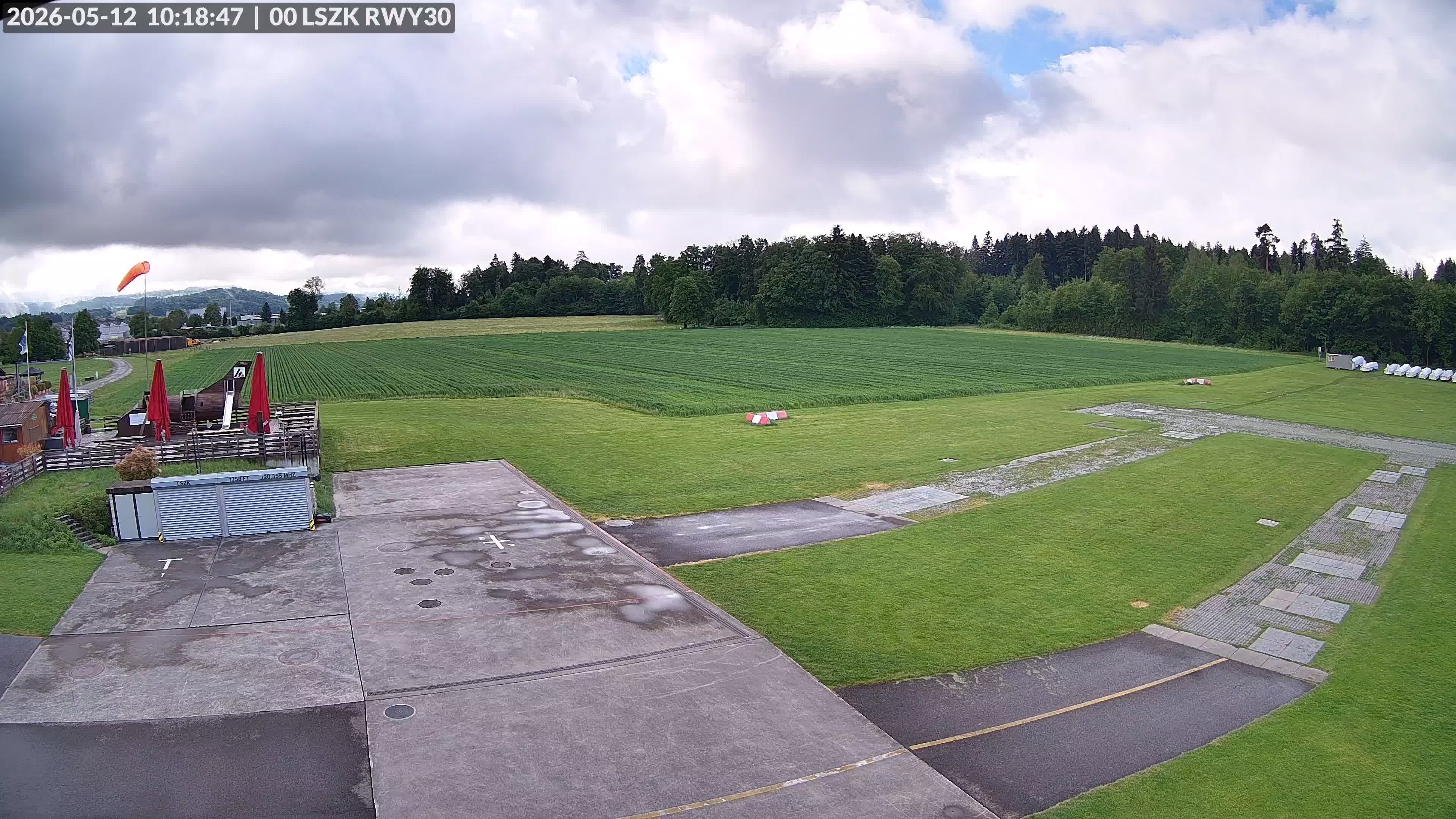 Pfäffikon: Flugplatz Speck-Fehraltorf (LSZK) 2