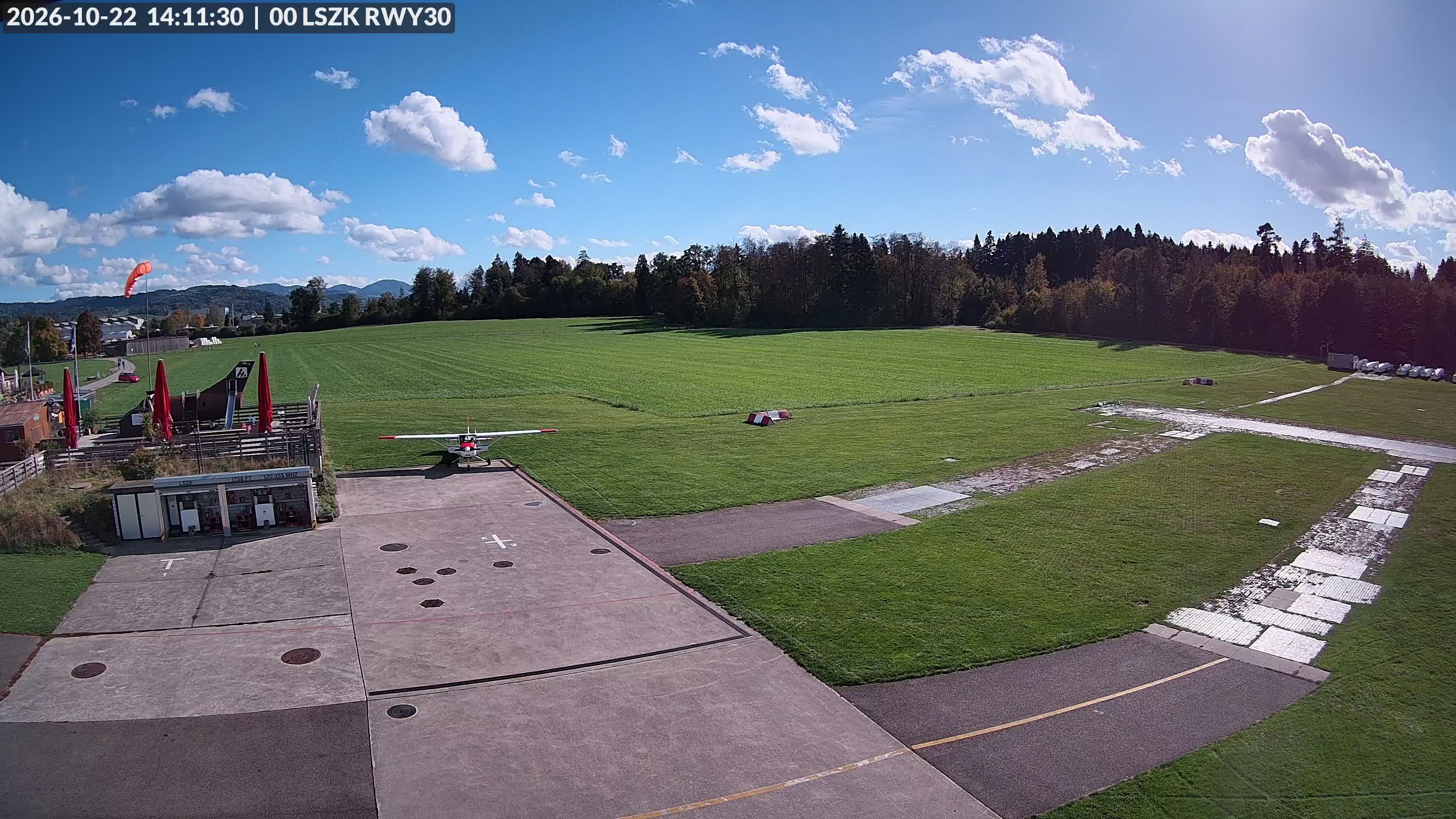 Pfäffikon: Flugplatz Speck-Fehraltorf (LSZK) 2