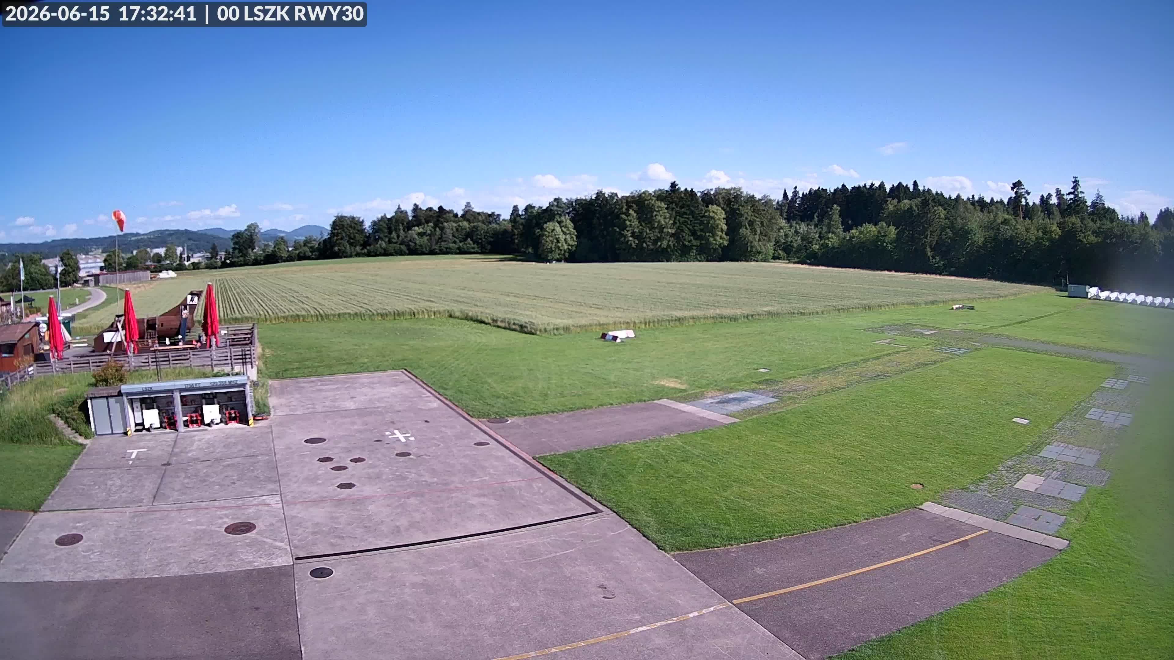 Pfäffikon: Flugplatz Speck-Fehraltorf (LSZK) 2