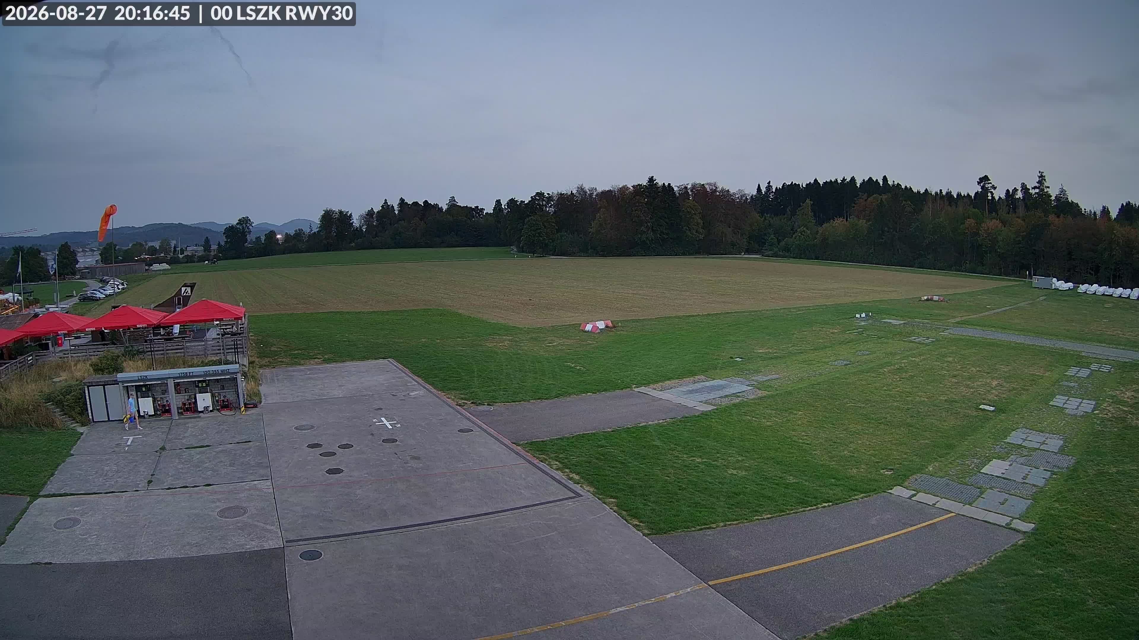 Pfäffikon: Flugplatz Speck-Fehraltorf (LSZK) 2