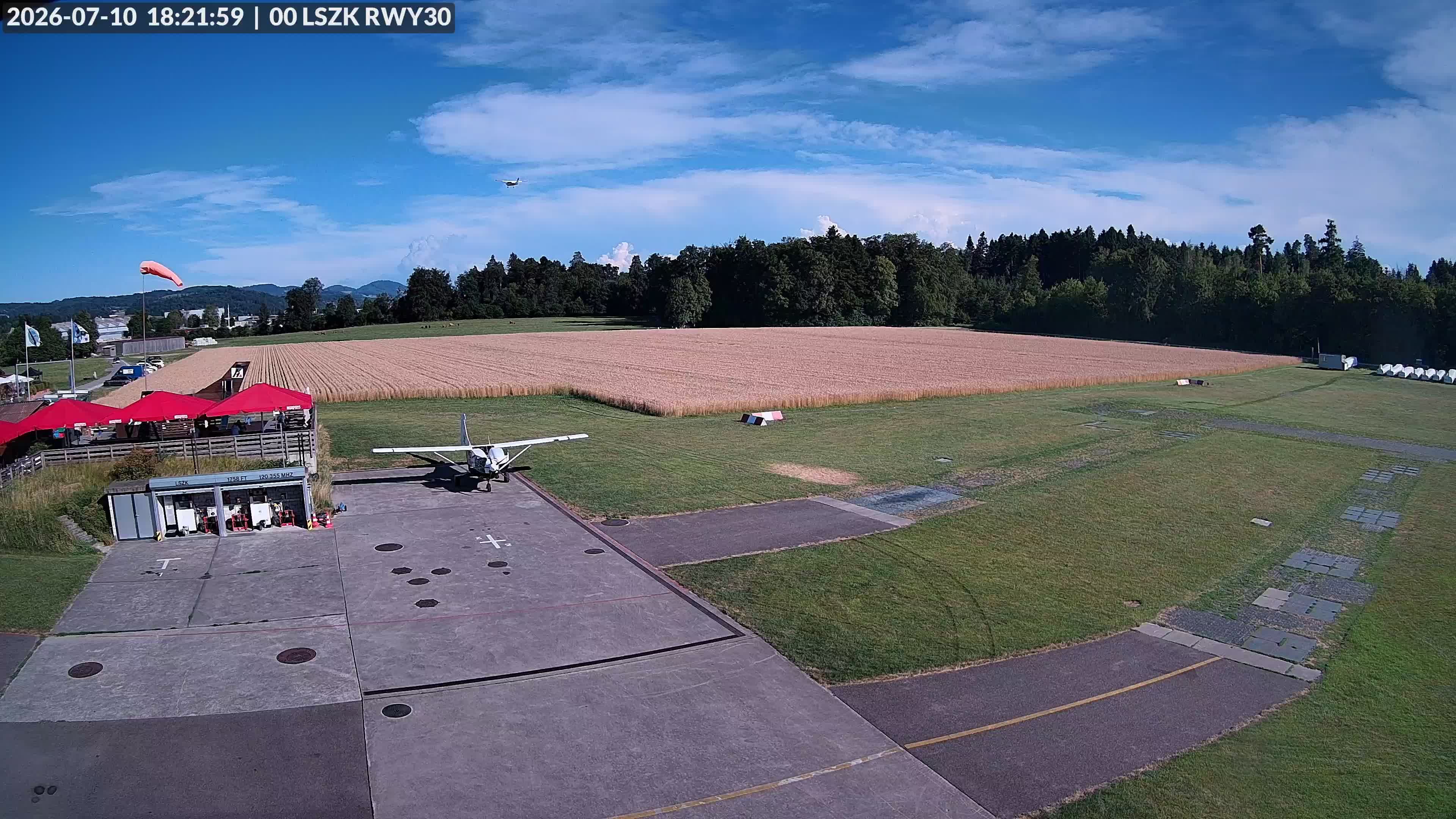 Pfäffikon: Flugplatz Speck-Fehraltorf (LSZK) 2