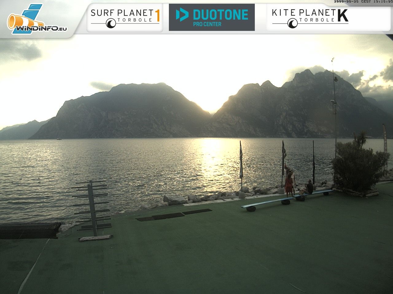 Traffic Cam Torbole: Shaka Windsurf Center