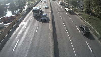 Ulm: B10 Adenauerbrücke, Fahrtrichtung Neu