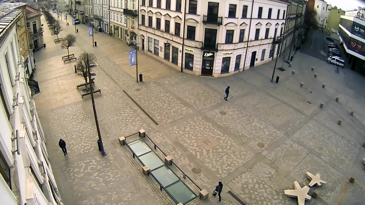 Traffic Cam Lublin › East: Krakowskie Przedmieście