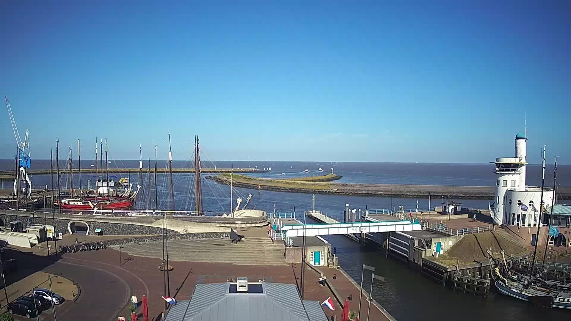 Traffic Cam Harlingen: Havenmond