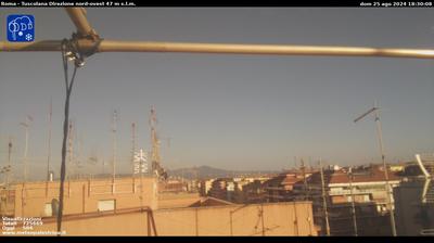 immagine della webcam nei dintorni di Roma Lido di Castel Fusano: webcam Roma Cinecitta'