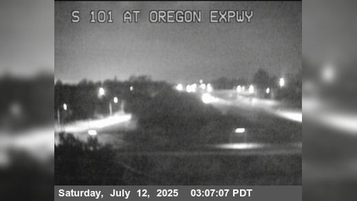 Traffic Cam Palo Alto › South: TVC82 -- US-101 : Oregon Expressway