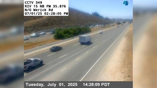 Traffic Cam Dos Lagos › North: I-15 : (349) North of Werick Road