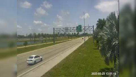 Traffic Cam Kendall: Tpke MM 18.8 NB