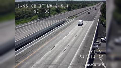 Traffic Cam Titusville: I-95 @ MM 215.4 SB