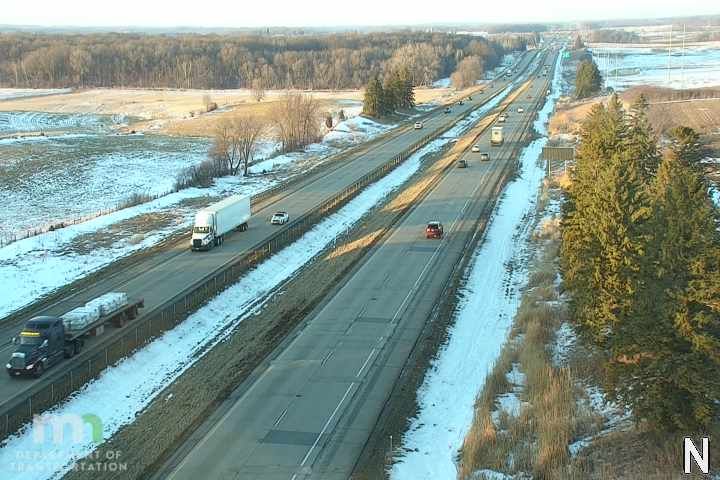 Traffic Cam Comus: I-35 NB (MP 64.7)