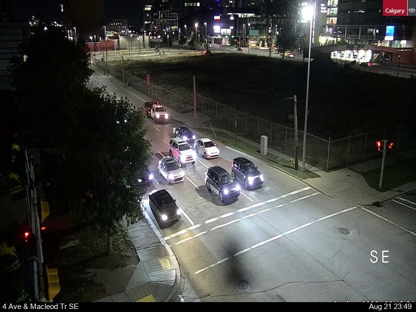 Traffic Cam Chinatown: 4 Avenue - Macleod Trail S