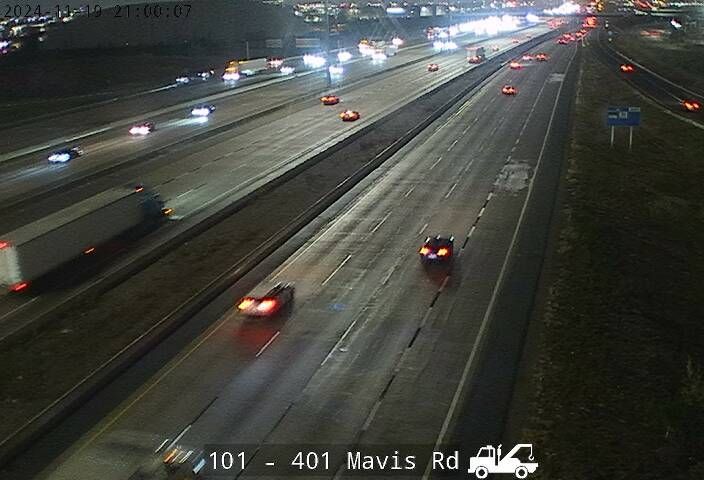 Traffic Cam Meadowvale Village: Highway 401 near Mavis Road
