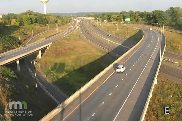 Traffic Cam Inver Grove Heights: MN 62: I-494 WB @ T.H.62