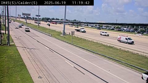 Traffic Cam League City › South: IH-45 Gulf @ Calder (S)