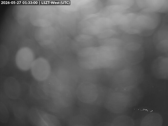 Lommis: Airfield - Cam West
