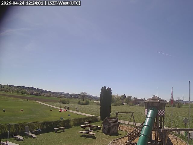 Lommis: Airfield - Cam West