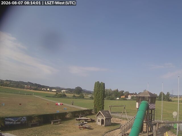 Lommis: Airfield - Cam West