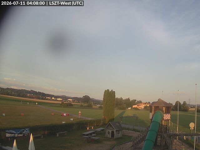 Lommis: Airfield - Cam West