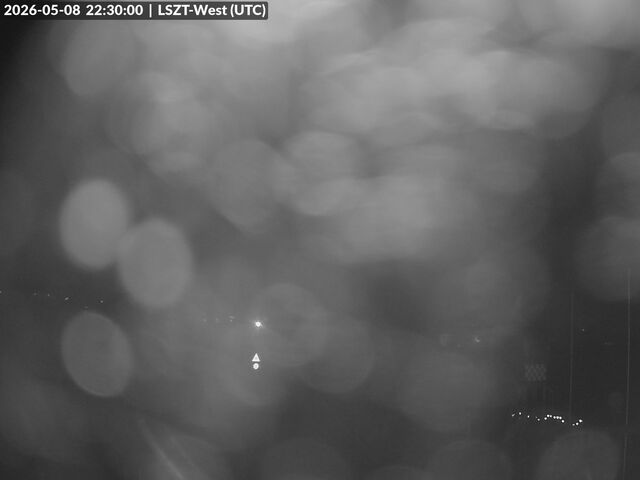 Lommis: Airfield - Cam West
