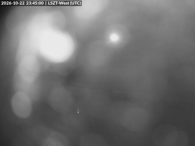 Lommis: Airfield - Cam West