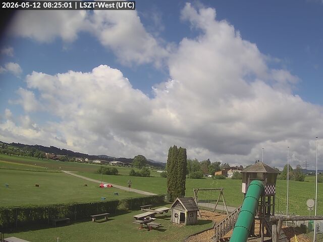 Lommis: Airfield - Cam West