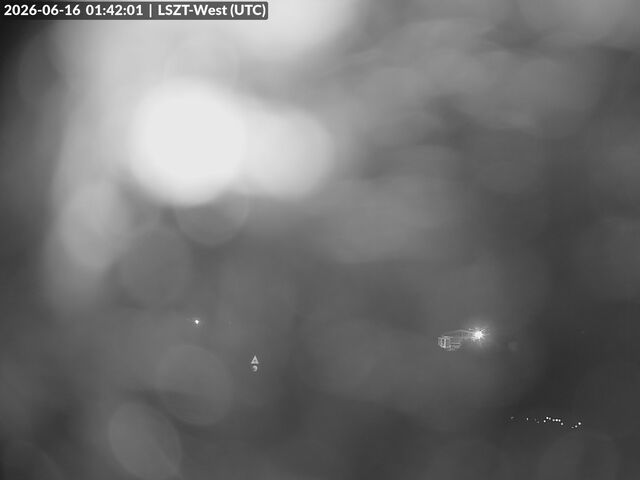 Lommis: Airfield - Cam West