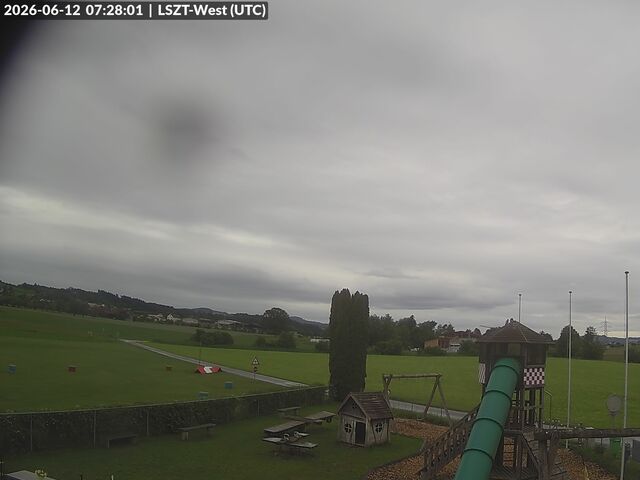Lommis: Airfield - Cam West
