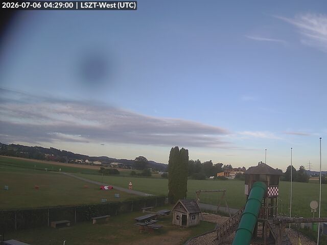 Lommis: Airfield - Cam West