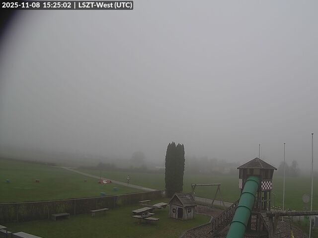 Lommis: Airfield - Cam West